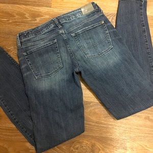 Women’s Bullhead Skinny Jeans in a Sz. 5S.